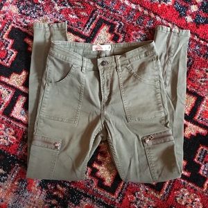 L.o.g.g H&M olive green cargo skinny pants